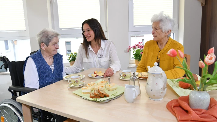 Kurzzeitpflege im Pflegehotel "Deutsches Haus"